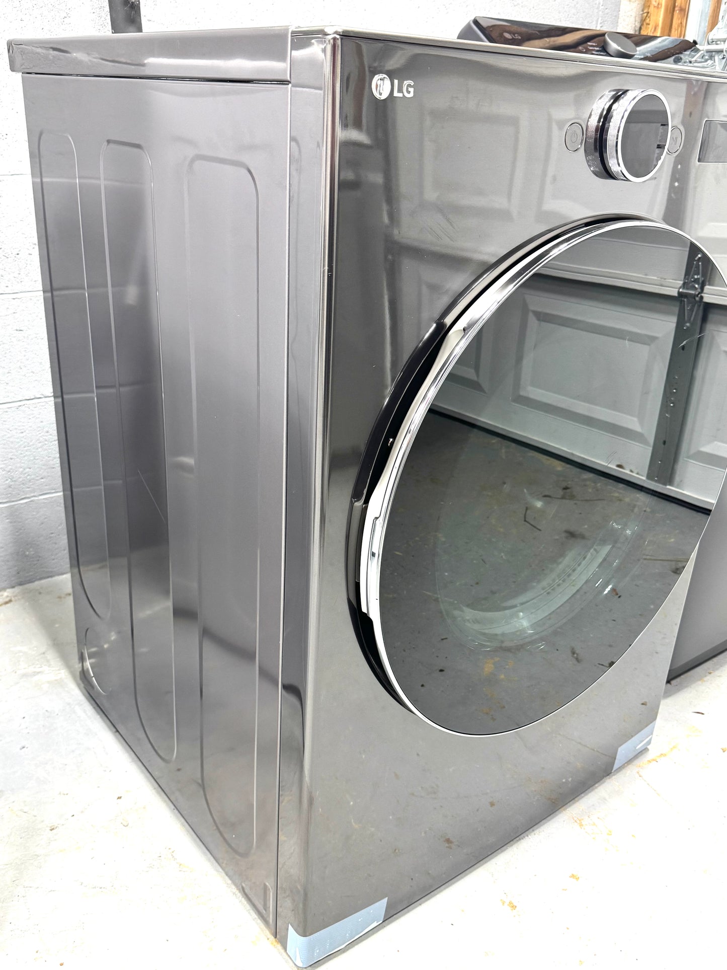 LG Gas Dryer DLGX6701B