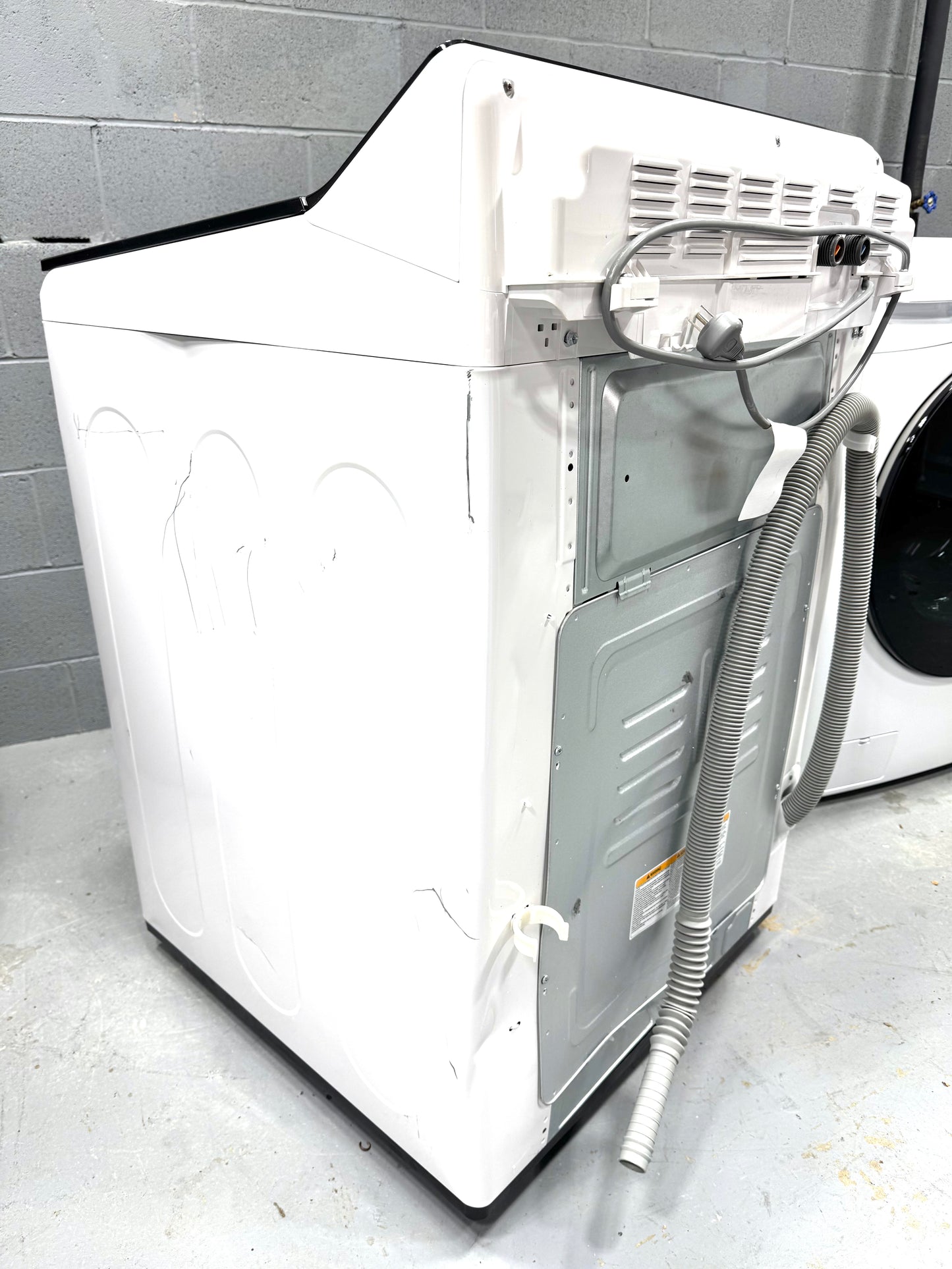 LG White Top Load Washer WT8400CW